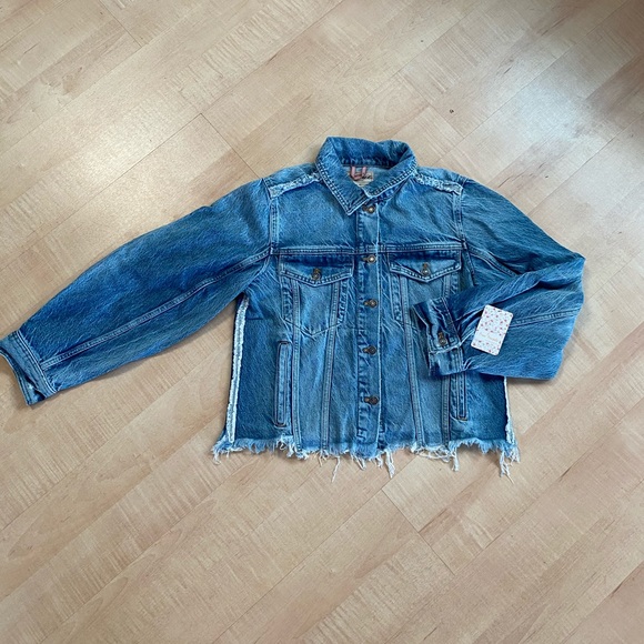 ❗️LAST ONE❗️Free People Indira Denim Jacket - Picture 5 of 7